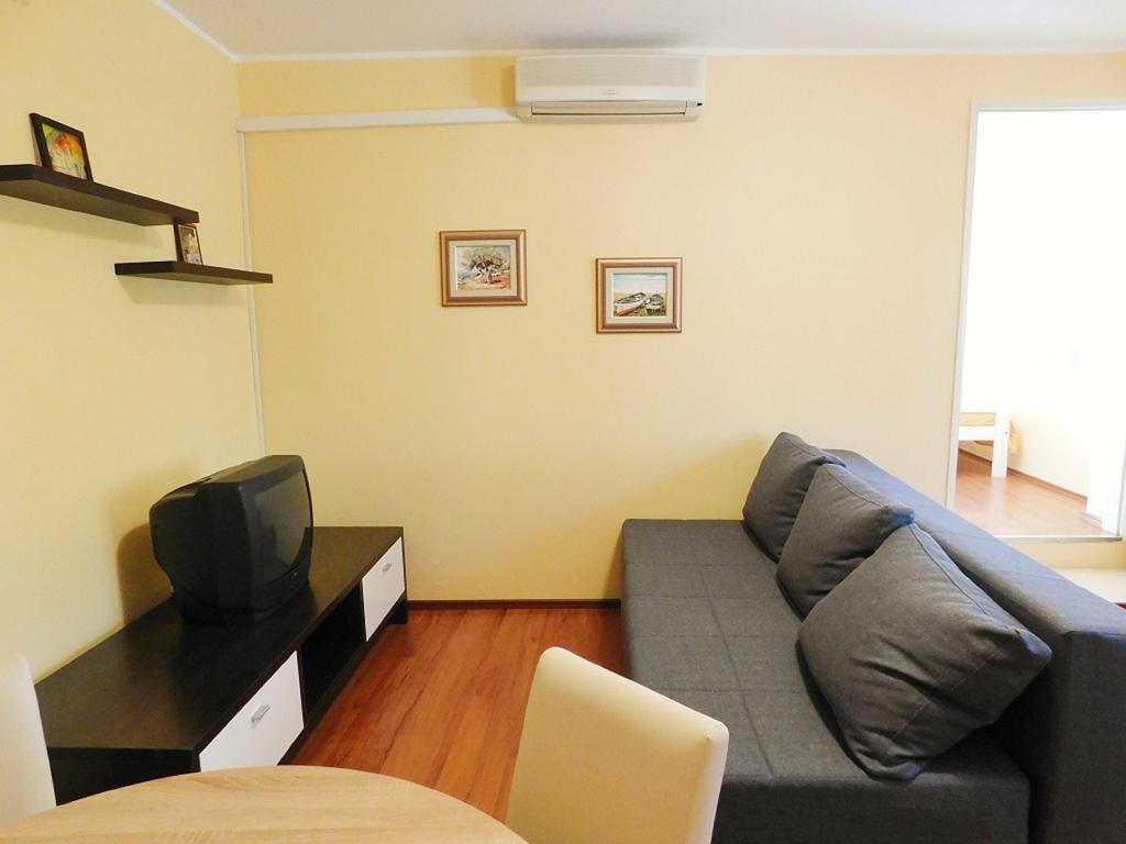 Apartments Danilo 48 Pula Exterior photo
