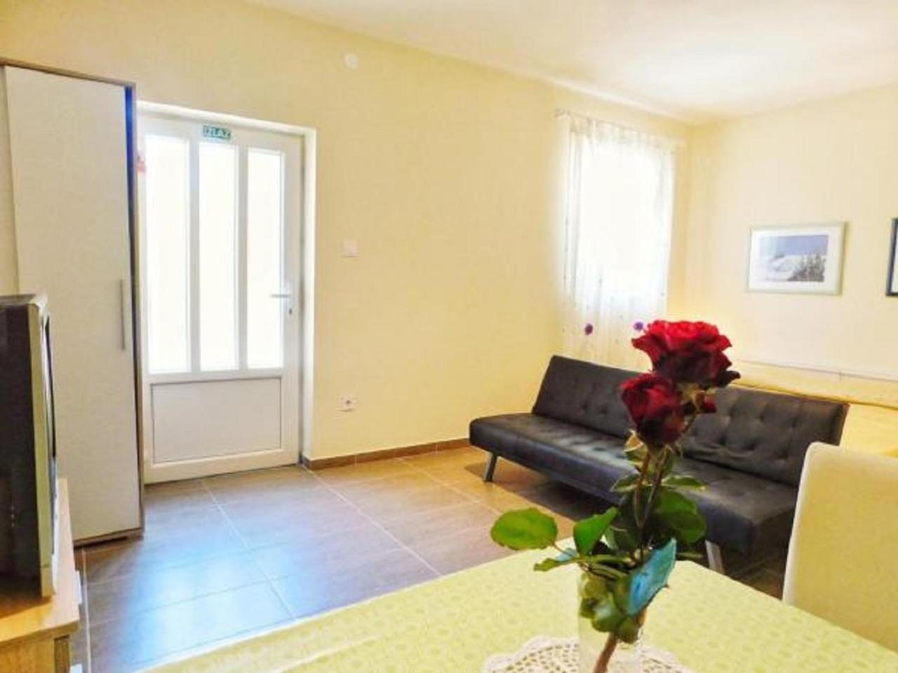 Apartments Danilo 48 Pula Exterior photo